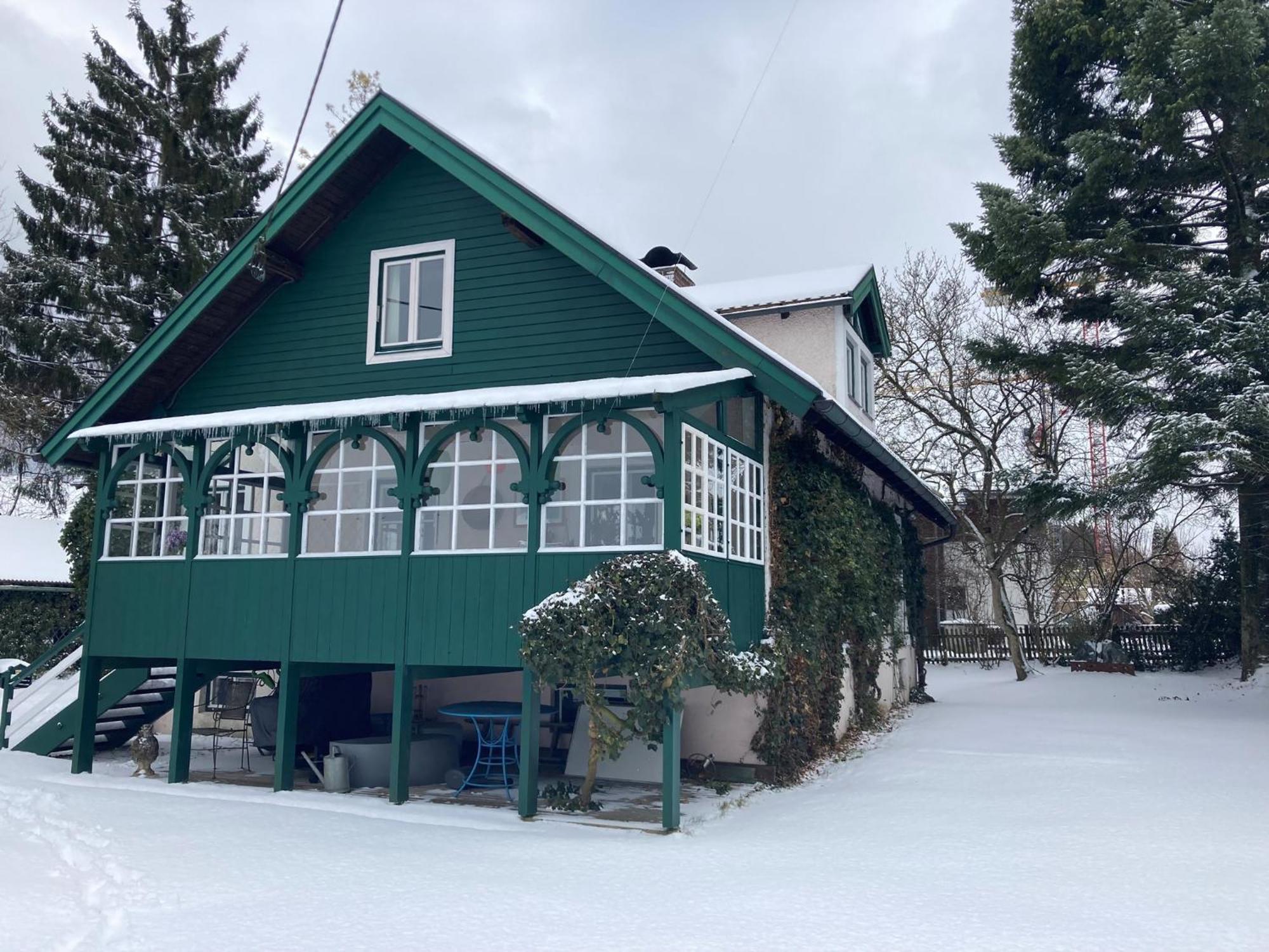 Haus Mit Sauna Und Privatem Badeteich In Anif Bei Salzburg Exterior photo